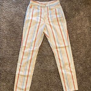 American Eagle mom jeans